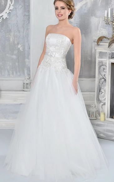 Beaded Tulle Strapless A-Line Wedding Dress with Bow Elegant Floor-Length Gown