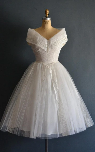 Valenti Short 50s Wedding Dress with Lace