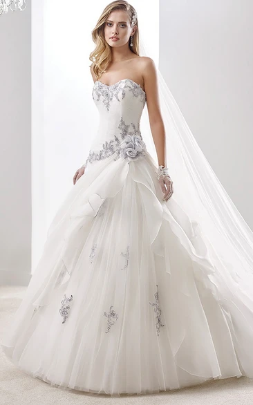 A-line Wedding Gown with Striking Appliques and Asymmetrical Ruffles Overlayer Sweetheart Elegant Modern