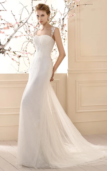 Strapped Appliqued Sleeveless Tulle Wedding Dress Flowy Sheath Dress for Unique Brides