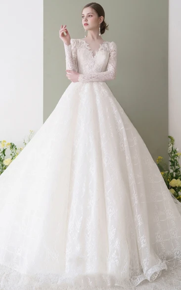 Romantic Ball Gown Lace Scalloped Wedding Dress Long Sleeve