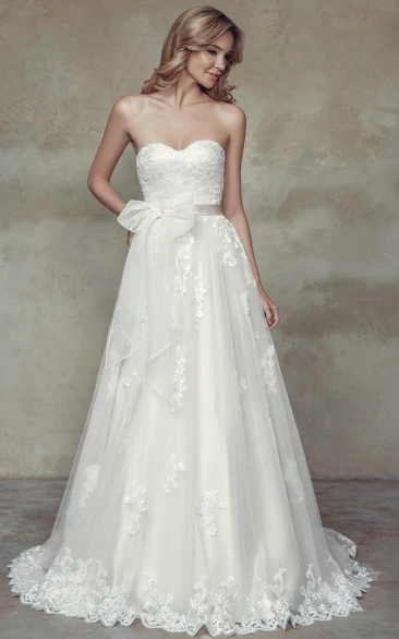Long Lace Sweetheart A-Line Wedding Dress Bridal Gown with Corset Back