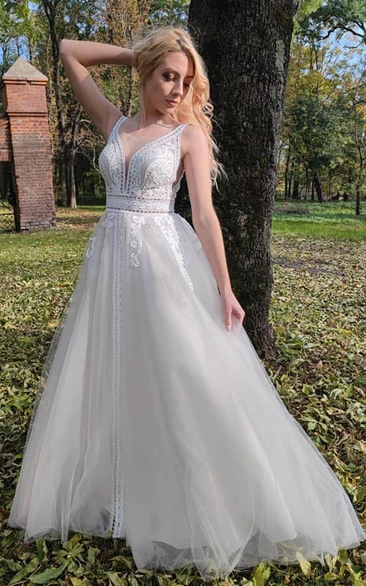 Sleeveless A-Line Tulle Wedding Dress with V-Neck and Zipper Back Elegant Tulle Wedding Dress