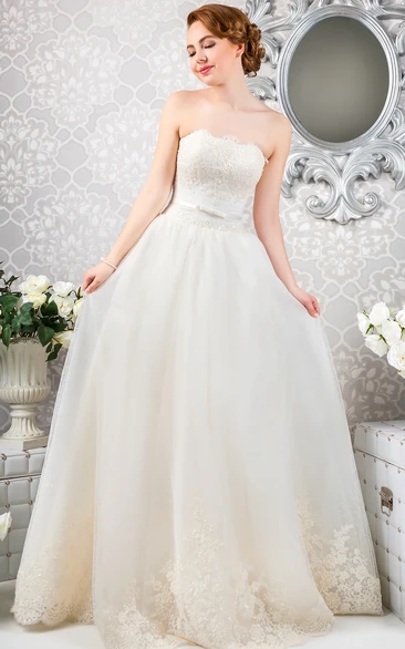 Floor-Length A-Line Tulle Wedding Dress with Bolero and Appliques