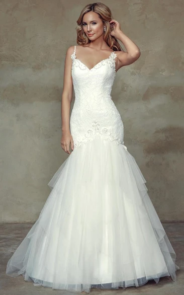 Sleeveless Mermaid Wedding Dress with Appliques and Ruffles Lace and Satin Bridal Gown