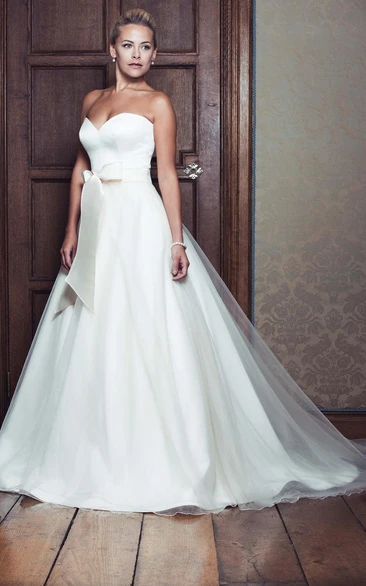 Sweetheart Tulle & Satin Ball Gown Wedding Dress with Bow Stunning Bridal Gown