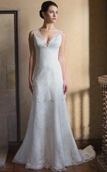 Lace Appliqued Sleeveless Sheath Wedding Dress Floor-Length Bridal Gown