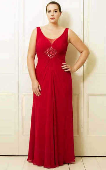 Plus Size V-Neck Chiffon Prom Dress with Ruching and Broach