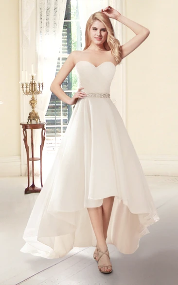 Wedding Dresses for Short and Curvy Brides