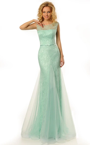 Lace Sleeveless Prom Dress with Brush Train Scoop Neck Ribbon Detail