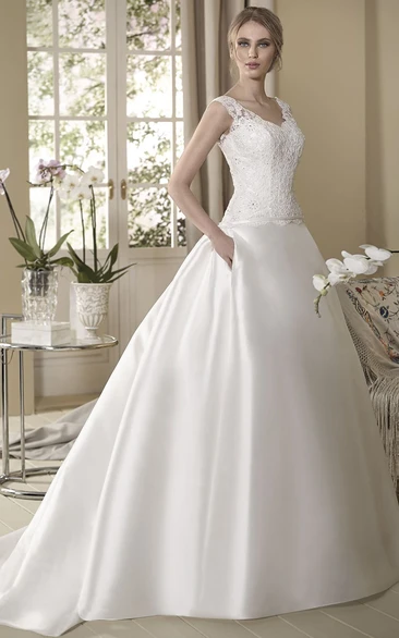 Sleeveless V-Neck Appliqued Satin Ball Gown Wedding Dress Elegant 2024 Women's Dress