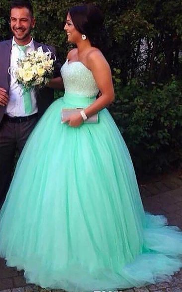 Sweetheart Tulle Sequins Ball Gown Formal Dress with Cap Sleeves