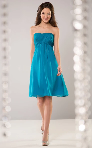 Empire Bodice Bridesmaid Dress with Knee-Length and Strapless Style