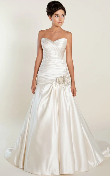 Sweetheart Satin Wedding Dress with Ruched Bodice Sleeveless A-Line