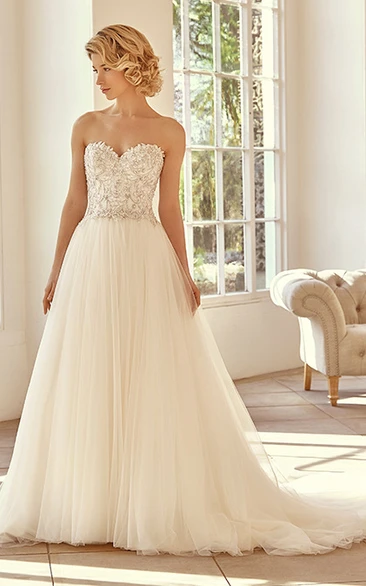 Beaded Tulle Sweetheart Wedding Dress with Court Train Elegant Bridal Gown