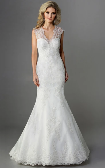 Cap-Sleeved Mermaid Wedding Dress V-Neck Keyhole Back