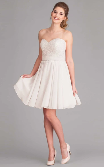 Sweetheart Sleeveless Knee-Length Lace Chiffon Wedding Dress