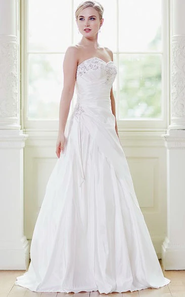 A-Line Taffeta Ruched Wedding Dress with Sweetheart Neckline