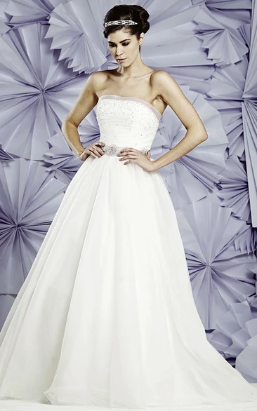 A-Line Strapless Ruched Tulle Wedding Dress With Beading Glamorous Wedding Dress