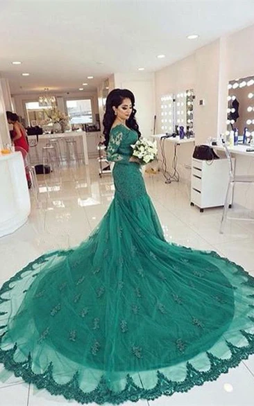 Elegant Court Train Mermaid Formal Dress with Lace Appliques