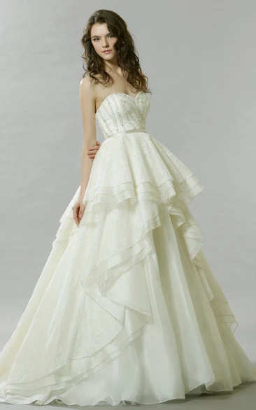 Sweetheart Beaded Tulle A-Line Wedding Dress with Sleeveless Design