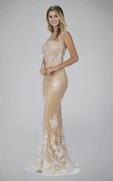 Lace Illusion Sheath Formal Dress with Appliques and Bateau Neckline