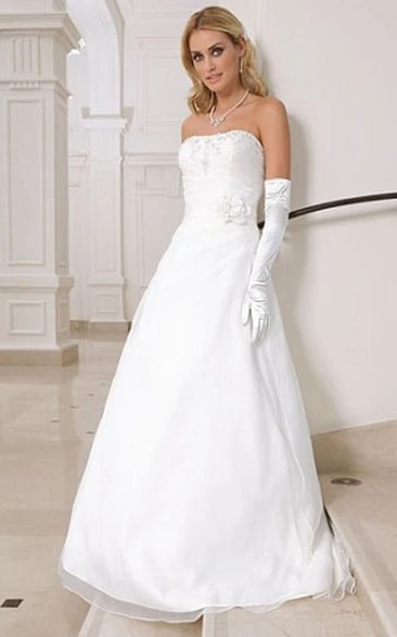 Floral A-Line Satin Wedding Dress with Ruching and Appliques Sleeveless Floor-Length