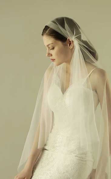 Soft Tulle Single Tier Fingertip Veil