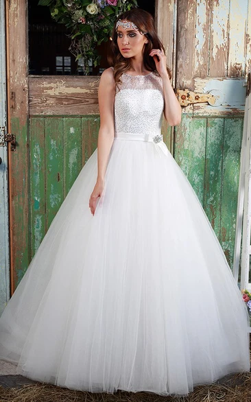 Sequined Tulle Wedding Dress Ball Gown Scoop Neck Floor-Length Sleeveless