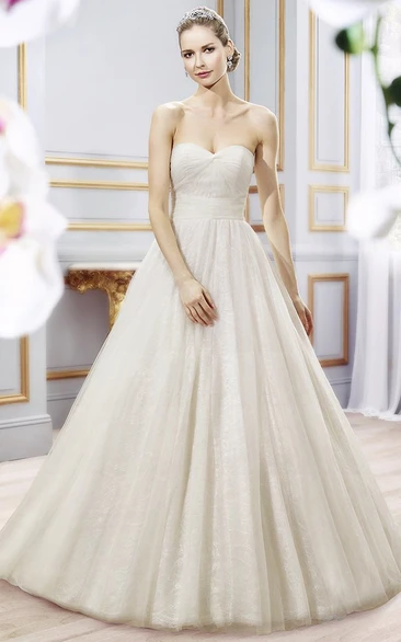 Pleated Sweetheart Ball Gown Wedding Dress with Long Tulle Skirt and Backless Style