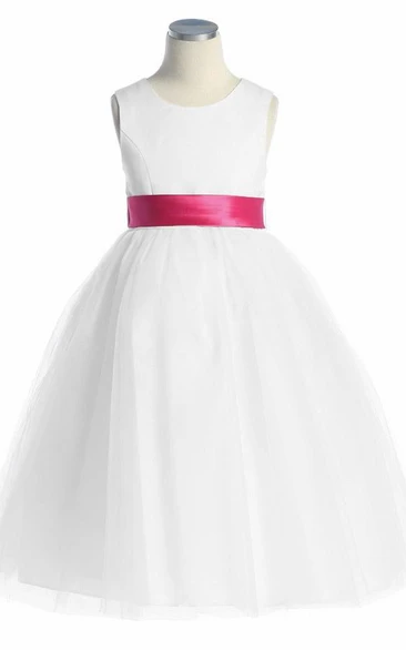 Sleeveless Bowed Tea-Length Flower Girl Dress in Tulle & Satin