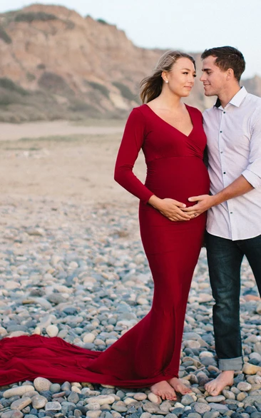 Long Sleeve Maternity Trumpet Bridesmaid Dress with Court Train