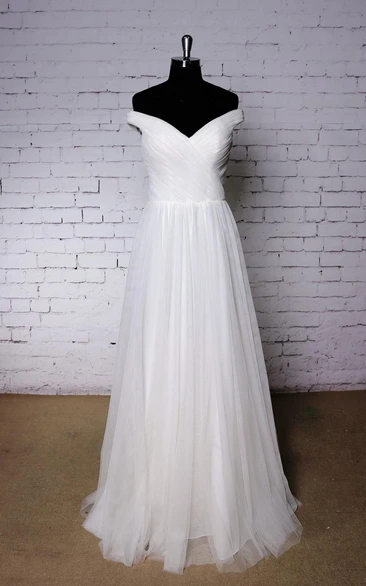 Off-Shoulder Tulle Wedding Dress with Ruching & Pleats Plain & Elegant