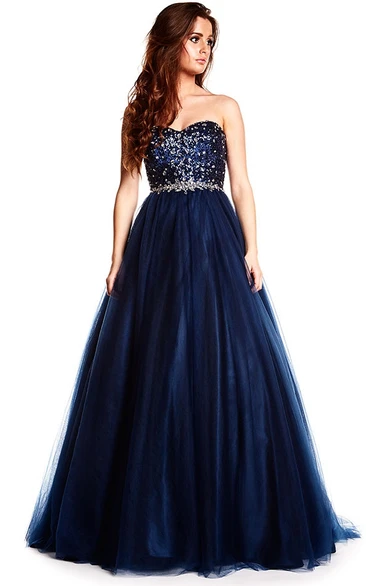 Floor-Length Beaded Tulle Prom Dress with Sweetheart Neckline and Waist Jewelry