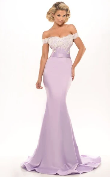 Mermaid Jersey Prom Dress with Appliqued Off-The-Shoulder Neckline and Brush Train