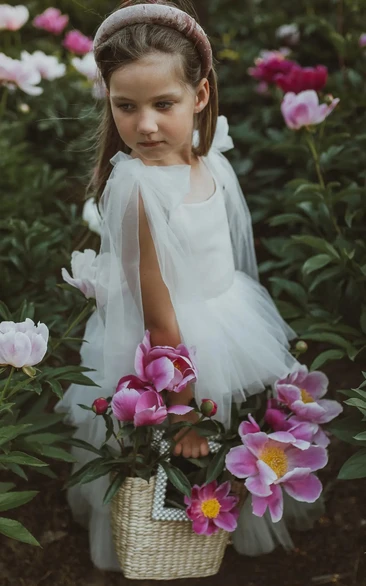 Adorable Flowergirl A Line Dress with Bow in Chiffon and Bateau Neckline