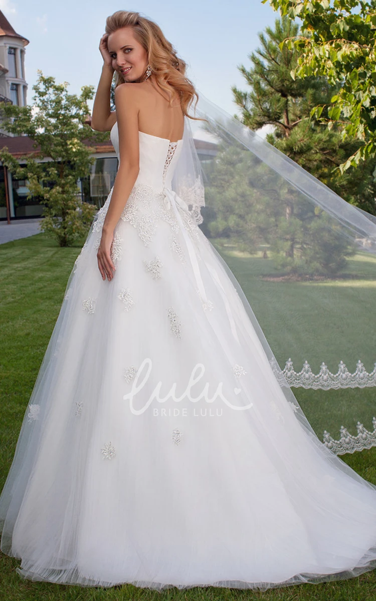 Strapless Tulle Wedding Dress A-Line Pleated Floor-Length Appliques Corset Back