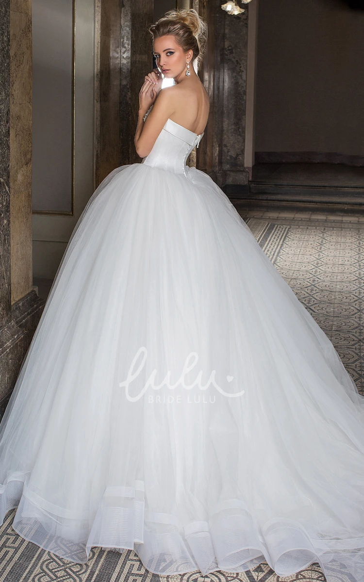 Sweetheart Beaded Tulle Wedding Dress with Court Train Sleeveless Ball Gown
