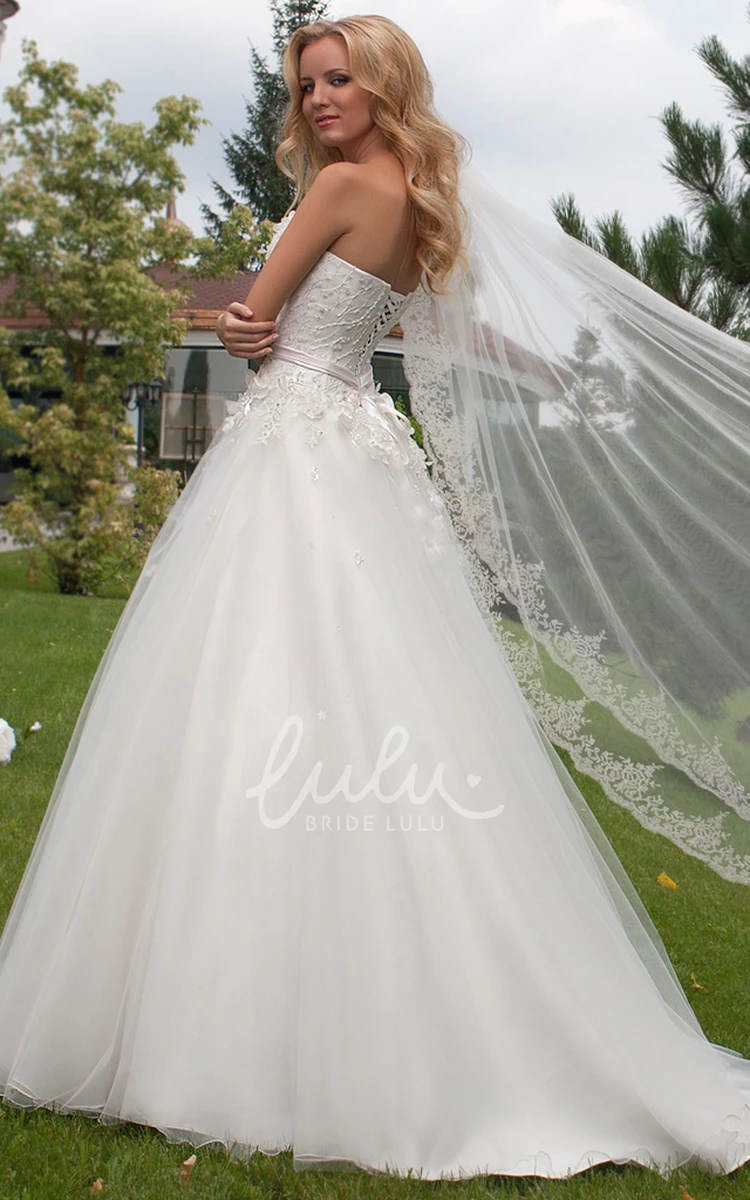 Sweetheart Tulle Wedding Dress A-Line Sleeveless Floral Appliques
