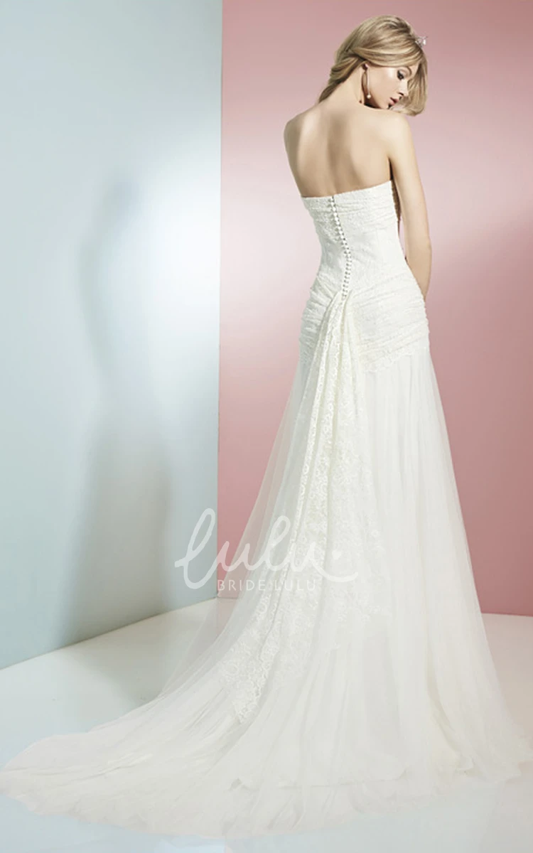 Long Lace Tulle Wedding Dress with Court Train Strapless