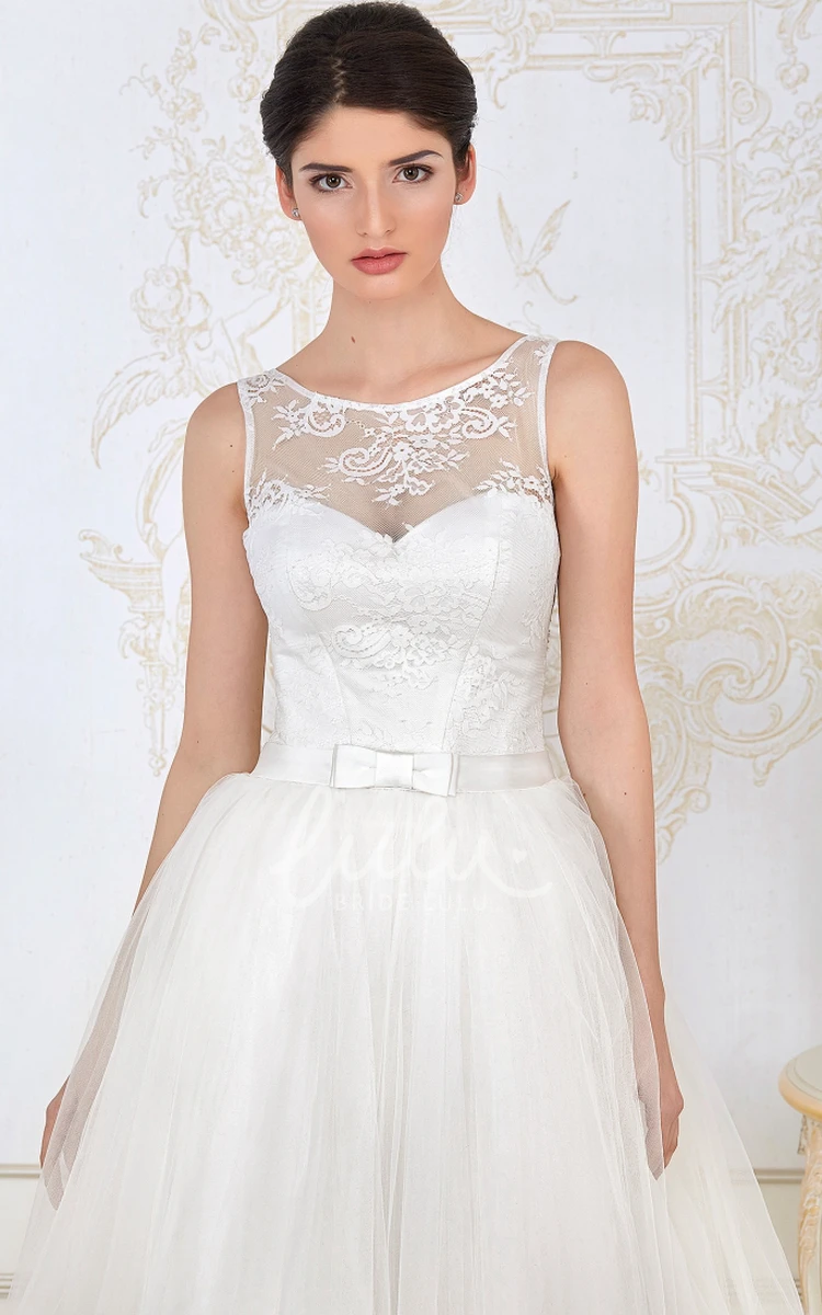 Romantic Sleeveless Appliqued Tulle Wedding Dress with A-Line Silhouette