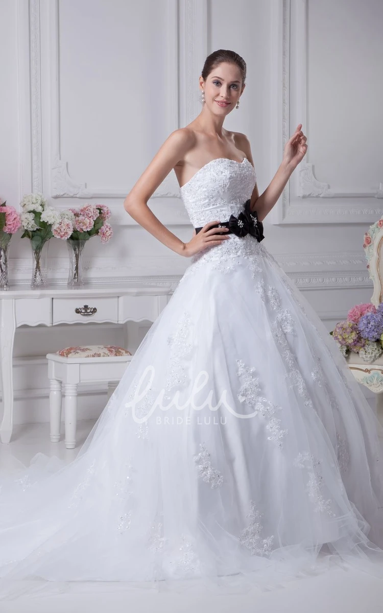 Applique Flower Ball Gown Wedding Dress Elegant Sweetheart Style