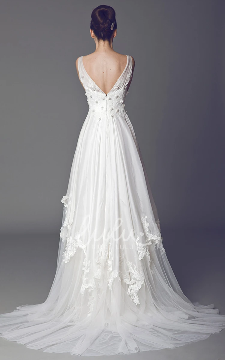 Tulle Appliqued V-Neck Wedding Dress with Court Train and Draped Design Classic Bridal Gown