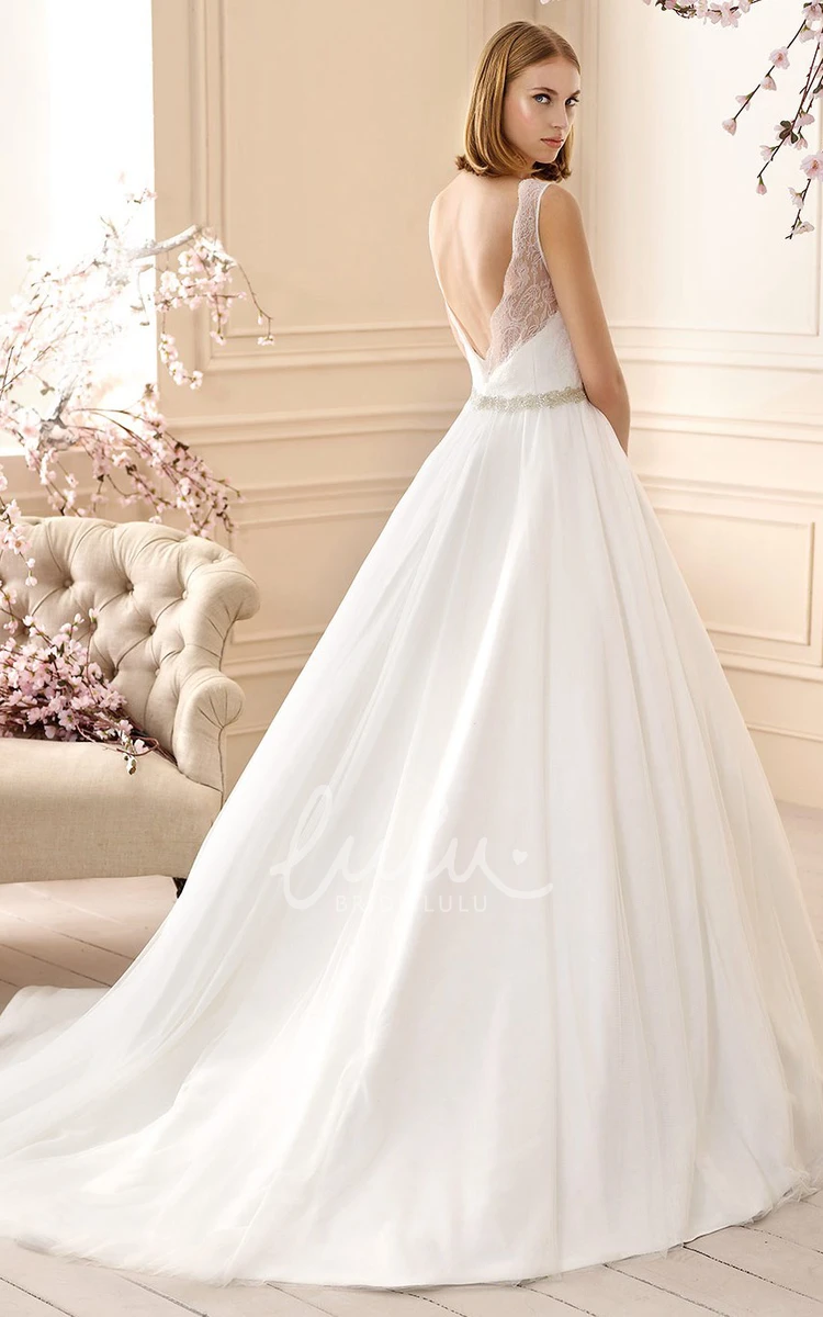 Floor-Length Sleeveless Ball Gown Wedding Dress with Pleats Unique Bridal Gown