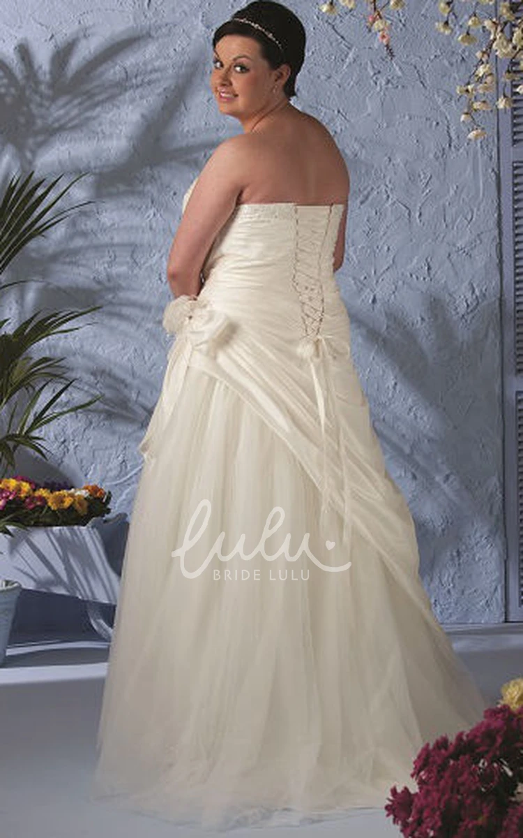 Lace-up Taffeta Bridal Gown with Flower & Tulle Skirt Strapless Wedding Dress