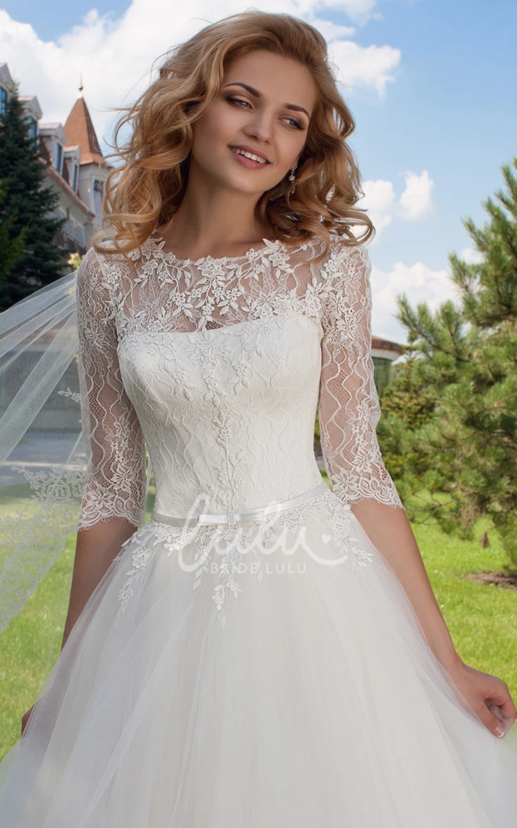 Jewel Neck Tulle Wedding Dress Ball Gown Half Sleeves Appliqued