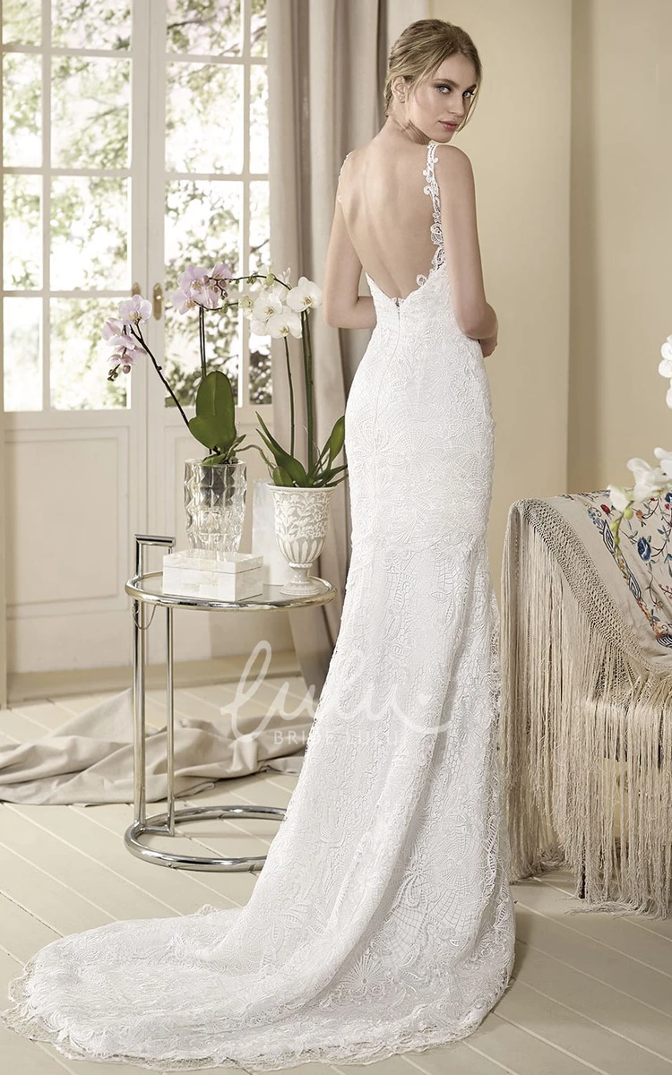 Sleeveless V-Neck Lace Wedding Dress with Appliques and Waist Jewelry