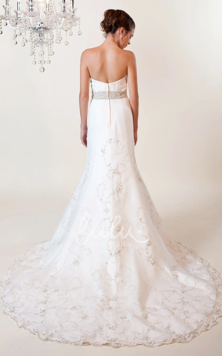 Satin A-Line Sweetheart Wedding Dress with Appliques Simple Bridal Gown