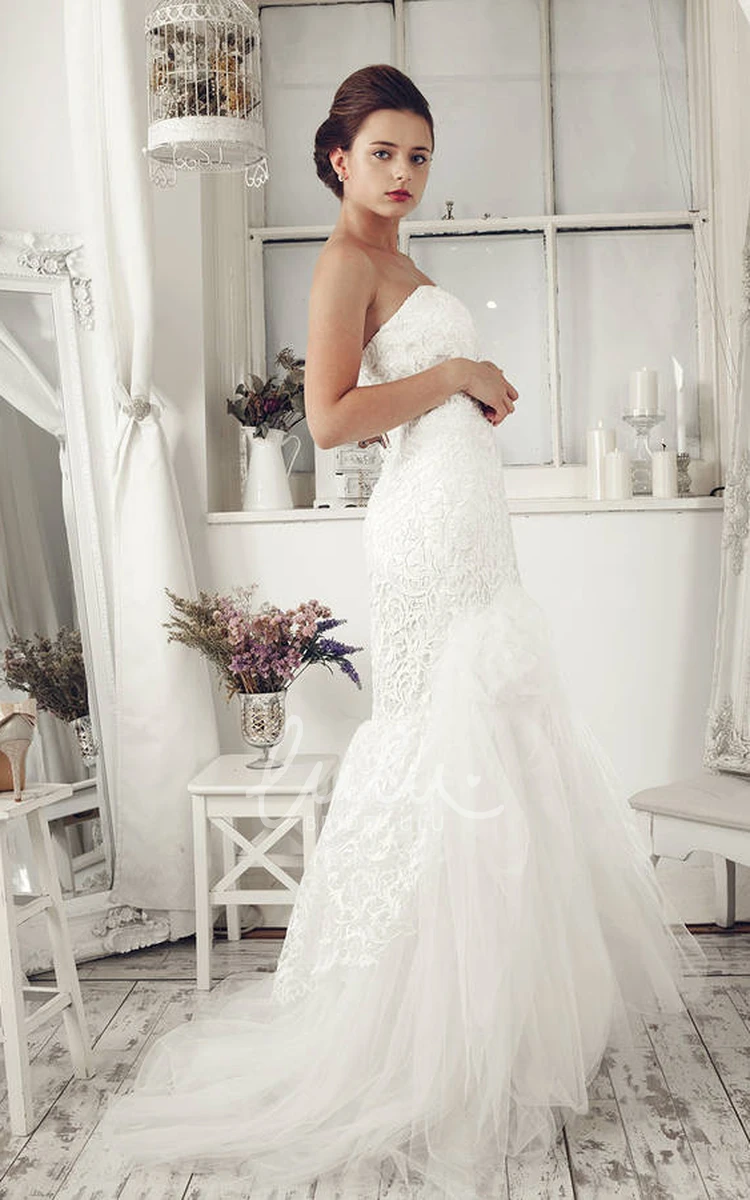 Lace Trumpet Strapless Wedding Dress with Long Tulle Skirt