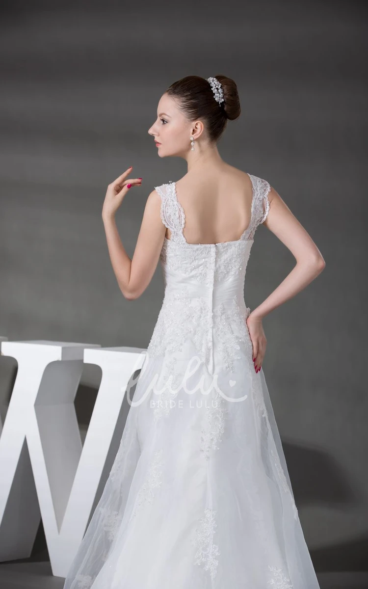 Lace A-Line Wedding Dress with Appliques Plunged Ruched Bridal Gown